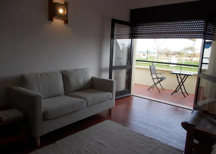 T2 Sea View